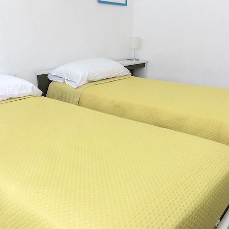 N050 - Numana, Trilocale In Centro Con Portico E Posto Auto Apartment ภายนอก รูปภาพ